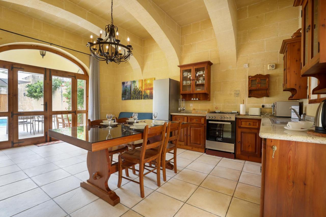 Superb Maltese Farmhouse With Private Pool Βίλα Victoria Εξωτερικό φωτογραφία