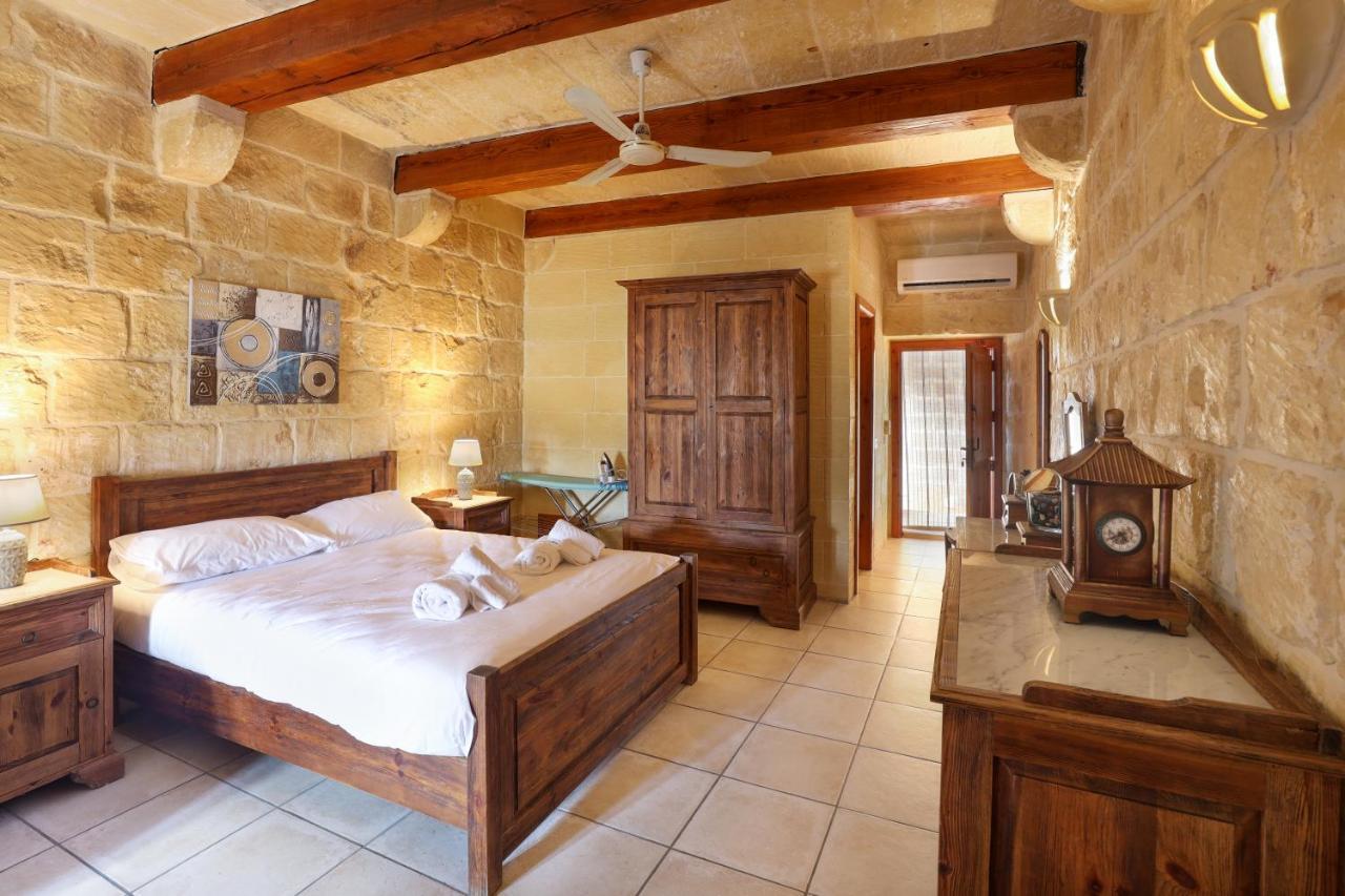 Superb Maltese Farmhouse With Private Pool Βίλα Victoria Εξωτερικό φωτογραφία